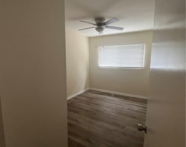 128 E 121st Street - Photo Thumbnail 8