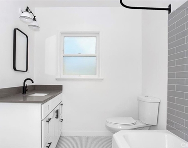 502 E 5th St - Photo Thumbnail 7