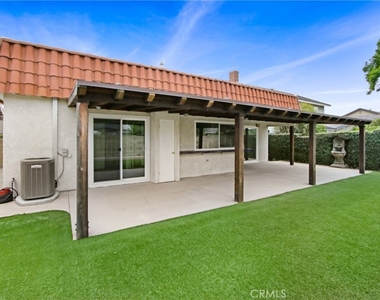 1745 N Holbrook Street - Photo Thumbnail 13