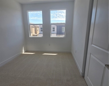 1025 Citron Road - Photo Thumbnail 15
