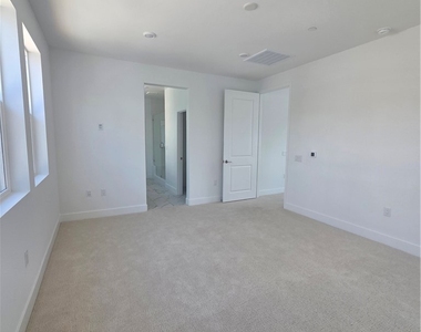 1025 Citron Road - Photo Thumbnail 7