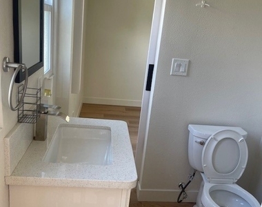 401 Broadway - Photo Thumbnail 10