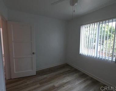 392 Park Way Street - Photo Thumbnail 14