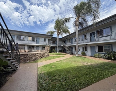 1450 Iris Avenue - Photo Thumbnail 9