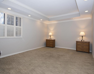 497 E California Boulevard - Photo Thumbnail 15