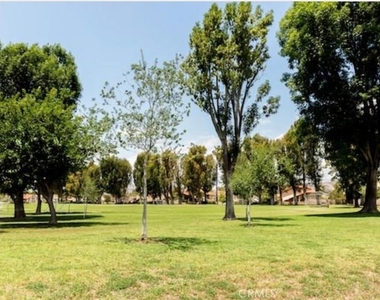13 W Glorieta - Photo Thumbnail 30