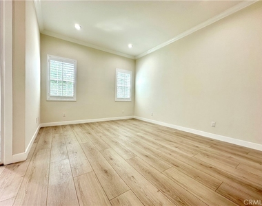 610 N Hidalgo Avenue - Photo Thumbnail 11