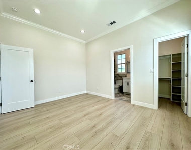 610 N Hidalgo Avenue - Photo Thumbnail 9