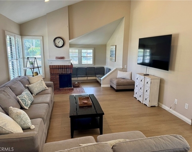 17 Fallbrook - Photo Thumbnail 1