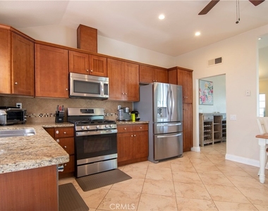 27512 White Fir Lane - Photo Thumbnail 10
