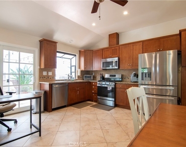 27512 White Fir Lane - Photo Thumbnail 8