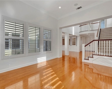 6396 Silent Harbor Drive - Photo Thumbnail 9