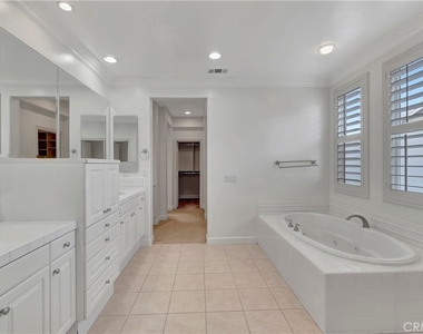 6396 Silent Harbor Drive - Photo Thumbnail 49