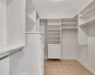 6396 Silent Harbor Drive - Photo Thumbnail 46
