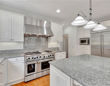 6396 Silent Harbor Drive - Photo Thumbnail 23