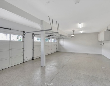 6396 Silent Harbor Drive - Photo Thumbnail 32