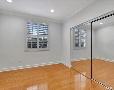 6396 Silent Harbor Drive - Photo Thumbnail 28