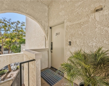 5101 Tortuga Drive - Photo Thumbnail 17