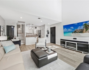 5101 Tortuga Drive - Photo Thumbnail 3