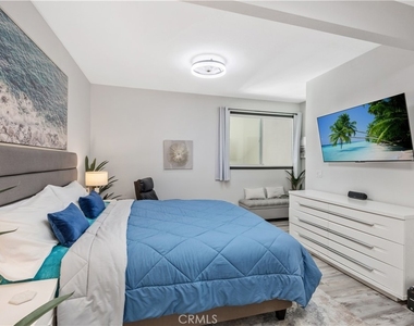 5101 Tortuga Drive - Photo Thumbnail 12