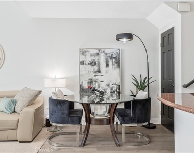5101 Tortuga Drive - Photo Thumbnail 4