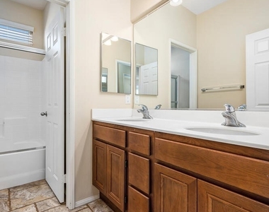 28365 Little Lake Court - Photo Thumbnail 25