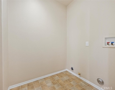 28365 Little Lake Court - Photo Thumbnail 26