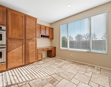 28365 Little Lake Court - Photo Thumbnail 6