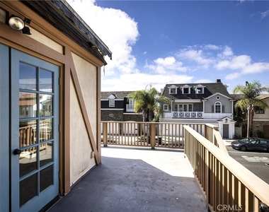 1214 E Balboa Boulevard - Photo Thumbnail 31