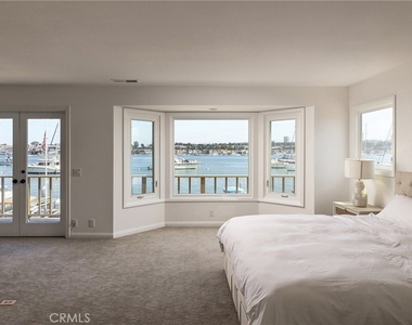 1214 E Balboa Boulevard - Photo Thumbnail 21