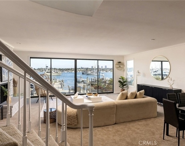1214 E Balboa Boulevard - Photo Thumbnail 6