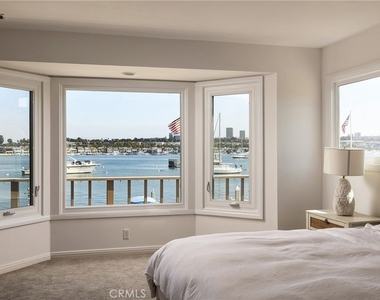 1214 E Balboa Boulevard - Photo Thumbnail 27