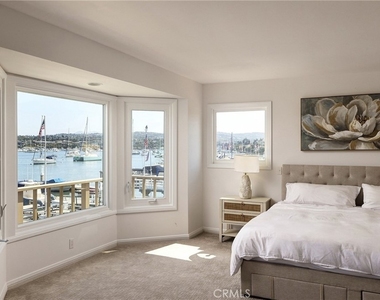 1214 E Balboa Boulevard - Photo Thumbnail 29