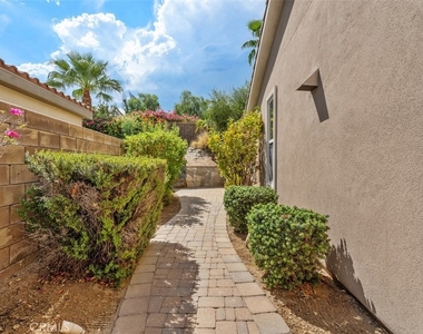 60585 Desert Rose Drive - Photo Thumbnail 30