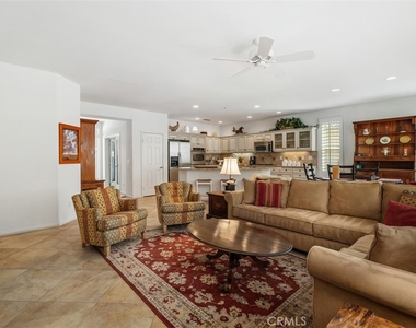 60585 Desert Rose Drive - Photo Thumbnail 11