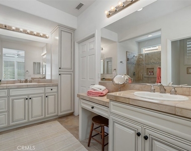 60585 Desert Rose Drive - Photo Thumbnail 18