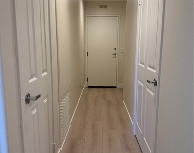 2692 Dunstan - Photo Thumbnail 19