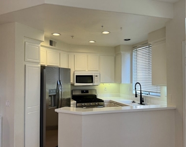 2692 Dunstan - Photo Thumbnail 10