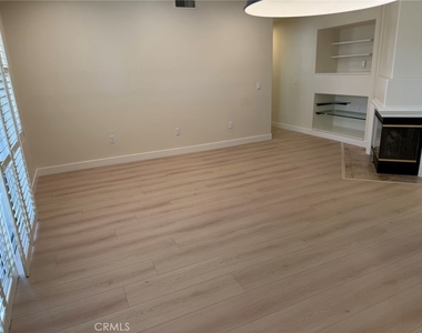 2692 Dunstan - Photo Thumbnail 21