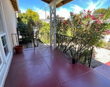 25 Elder Avenue - Photo Thumbnail 2