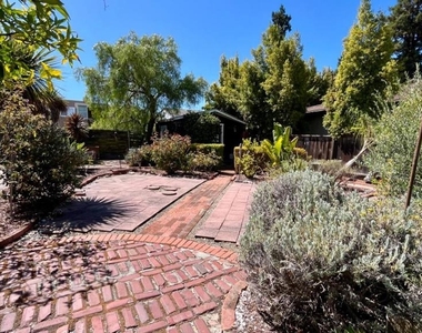 25 Elder Avenue - Photo Thumbnail 24