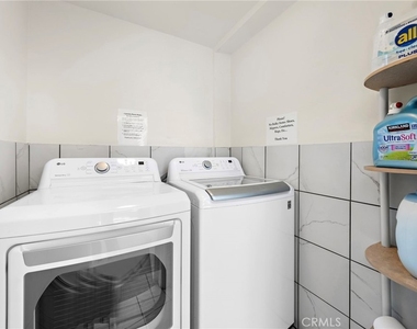 326 N Coast - Photo Thumbnail 7