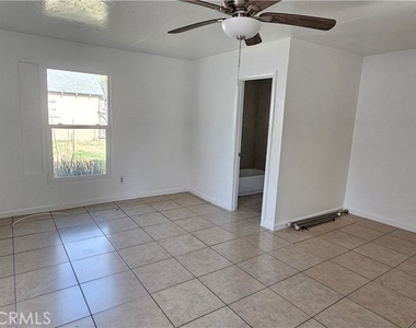 4006 Rubidoux - Photo Thumbnail 7