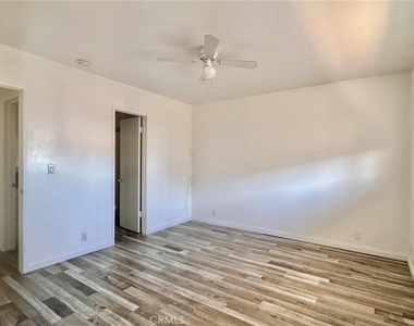 8231 Tapia Via Drive - Photo Thumbnail 9