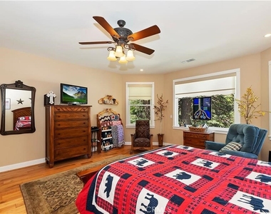 26548 Blackfoot E - Photo Thumbnail 17