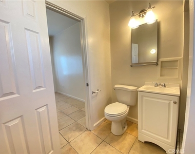 24170 Sunnymead Boulevard - Photo Thumbnail 5