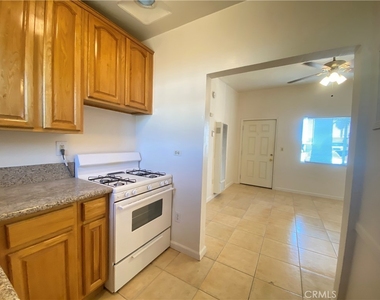 24170 Sunnymead Boulevard - Photo Thumbnail 4