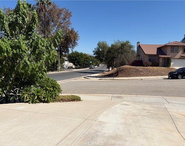 3390 Cambria Court - Photo Thumbnail 1
