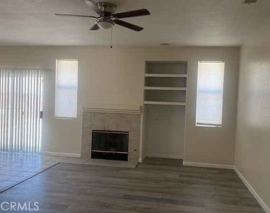 11748 Luna Road - Photo Thumbnail 1