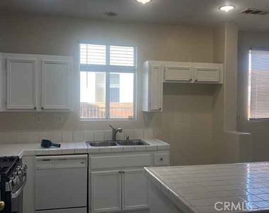 11748 Luna Road - Photo Thumbnail 3